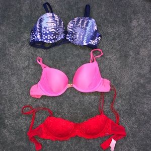 Victoria’s Secret 32B Push Up Bras